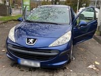 Gebraucht Peugeot 207 74 PS (54 kW) 2008 Blau Kleinwagen