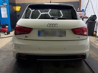 Gebraucht Audi A1 S-Line 143 PS (105 kW) 2011 Weiß Kleinwagen