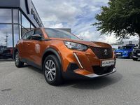 Gebraucht Peugeot e-2008 Active 100 kW (136 PS) 2022 Orange SUV