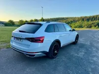 Gebraucht Skoda Superb 200 PS (147 kW) 2023 Weiß Limousine