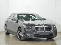 Gebraucht BMW 530e Comfort Edition 299 PS (219 kW) 2024 Schwarz Limousine