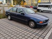 Gebraucht BMW 523 170 PS (125 kW) 1999 Blau Limousine