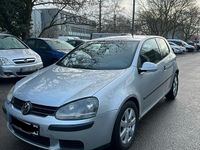 Gebraucht VW Golf V 105 PS (77 kW) 2003 Silber Kleinwagen
