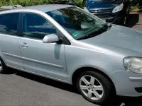 Gebraucht VW Polo United 69 PS (50 kW) 2009 Silber Kleinwagen