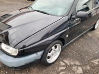 Gebraucht Alfa Romeo 145 103 PS (75 kW) 1999 Schwarz Kleinwagen
