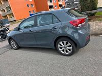 Gebraucht Kia Rio 101 PS (74 kW) 2021 Grau Kleinwagen