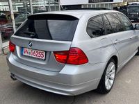 Gebraucht BMW 325 197 PS (144 kW) 2009 Silber Kombi
