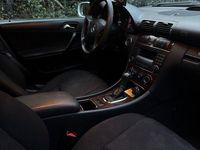 Gebraucht Mercedes C220 Classic 150 PS (110 kW) 2007 Silber Limousine