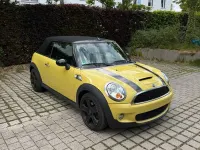 Usata Mini Cooper S Cabriolet 174 CV (127 kW) 2009 Giallo Cabrio