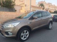 Gebraucht Ford Kuga Titanium 150 PS (110 kW) 2019 Beige SUV