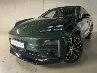 Gebraucht Porsche Macan Turbo 469 kW (639 PS) 2024 Andere farbe SUV