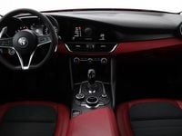 Gebraucht Alfa Romeo Giulia Super 201 PS (147 kW) 2016 Rot Limousine