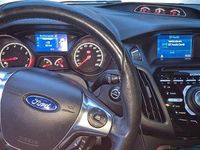 Gebraucht Ford Focus Sport 250 PS (183 kW) 2013 Weiß Limousine