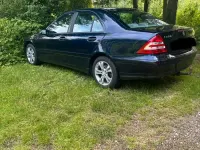 Gebraucht Mercedes C200 122 PS (89 kW) 2006 Blau Limousine