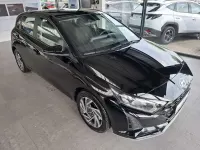 Nowe Hyundai i20 Select 101 KM (74 kW) 2025 Czarny Sedan/Limuzyna