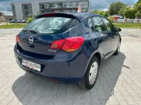 Brugt Opel Astra 101 HK (74 kW) 2011 Blå Hatchback