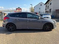 Gebraucht Ford Focus ST 250 PS (183 kW) 2015 Slategrau Limousine
