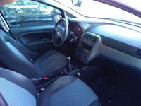 Gebraucht Fiat Punto 73 PS (53 kW) 2011 Weiß Kleinwagen