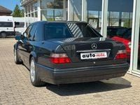 Gebraucht Mercedes E500 326 PS (239 kW) 1993 Schwarz Limousine