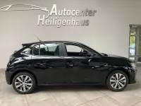 Gebraucht Peugeot 208 101 PS (74 kW) 2020 Noir perla nera Kleinwagen