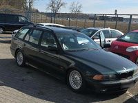 Gebraucht BMW 540 286 PS (210 kW) 2000 Grün Kombi