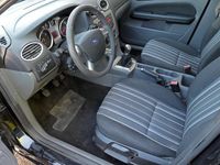 Usata Ford Focus 101 CV (74 kW) 2010 Nero Station wagon