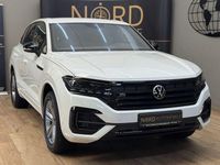 Gebraucht VW Touareg Style 231 PS (169 kW) 2022 Pure white SUV