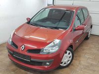 Gebraucht Renault Clio II Dynamique 139 PS (102 kW) 2006 Feuerrot Kleinwagen