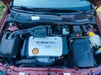 Gebraucht Opel Astra 101 PS (74 kW) 1999 Rot Limousine