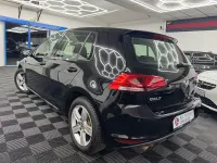 Używany VW Golf VII Highline 122 KM (89 kW) 2015 Czarny Sedan/Limuzyna