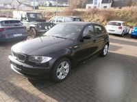 Gebraucht BMW 118 143 PS (105 kW) 2011 Black sapphire metallic Kleinwagen
