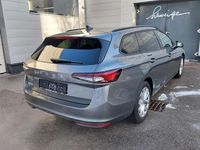 Gebraucht Skoda Superb Selection 150 PS (110 kW) 2025 Grau Kombi