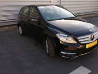 gebraucht Mercedes B200 NGD B -Klasse (BM 242)+Aut+Navi+SHZ+PDC+AHK+T