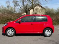 Usado VW up! 65 HP (47 kW) 2020 Vermelho Citadino