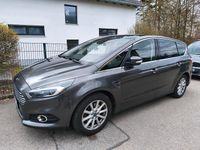 Gebraucht Ford S-MAX Titanium 190 PS (139 kW) 2019 Grau Van / Kleinbus