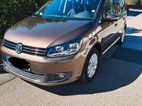 Gebraucht VW Touran 105 PS (77 kW) 2011 Braun Van / Kleinbus