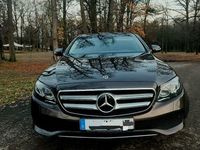 Gebraucht Mercedes E350 Avantgarde 258 PS (189 kW) 2017 Braun Limousine