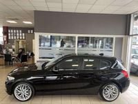 Gebraucht BMW 118 Advantage 136 PS (100 kW) 2018 Schwarz Kleinwagen