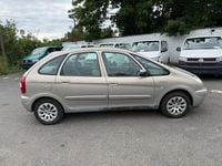 Gebraucht Citroën Xsara Picasso Exclusive 116 PS (85 kW) 2002 Gold Van / Kleinbus