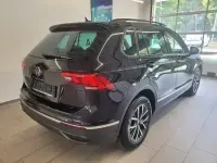 Gebraucht VW Tiguan Life 150 PS (110 kW) 2023 Schwarz SUV