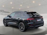 Gebraucht Audi Q8 Ambiente 286 PS (210 kW) 2023 Mythosschwarz metallic SUV