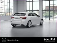 Gebraucht Mercedes A200 Progressive 163 PS (119 kW) 2018 Weiß Limousine
