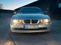 Second-hand BMW 525 M Sport 230 CP (169 kW) 2000 Argintiu Berlinǎ