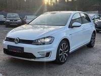 Gebraucht VW Golf VII GTE 150 PS (110 kW) 2016 Oryxweiß perlmutteffekt Limousine