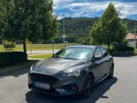 Gebraucht Ford Focus ST-Line 125 PS (91 kW) 2020 Grau Limousine