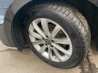 Gebraucht VW Passat Elegance 150 PS (110 kW) 2023 Grau Kombi