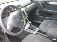 Gebraucht VW Passat 140 PS (102 kW) 2011 Silber Kombi