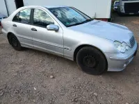Gebraucht Mercedes C200 122 PS (89 kW) 2004 Silber Limousine