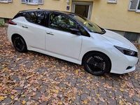 Gebraucht Nissan Leaf Tekna 110 kW (150 PS) 2022 Weiß Kleinwagen