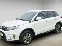Gebraucht Suzuki Vitara Comfort+ 129 PS (94 kW) 2024 Weiß SUV